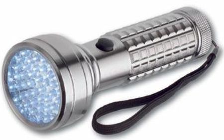 LED-Taschenlampe mit 51 LED superhelle Ausleuchtung bis zu 50 Metern 23,80EUR