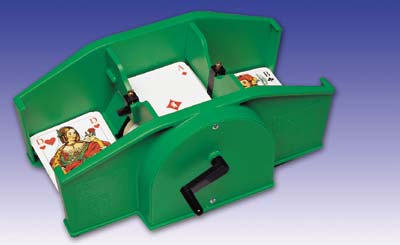 Kartenmischmaschine - mischt Spielkarten sicher und zuverlssig auch mit einer Hand 25,60EUR